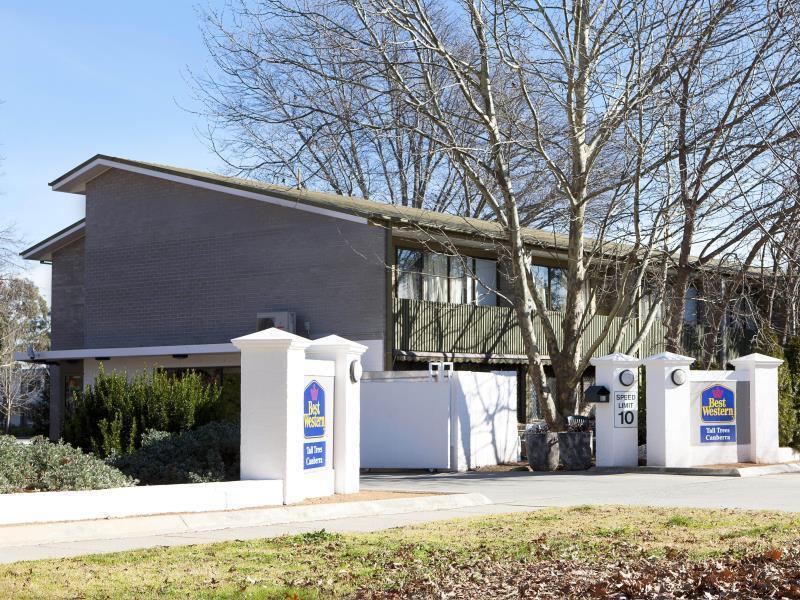 Готель Ibis Styles Canberra Tall Trees Екстер'єр фото