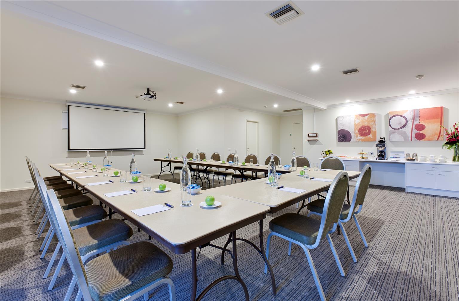 Готель Ibis Styles Canberra Tall Trees Екстер'єр фото