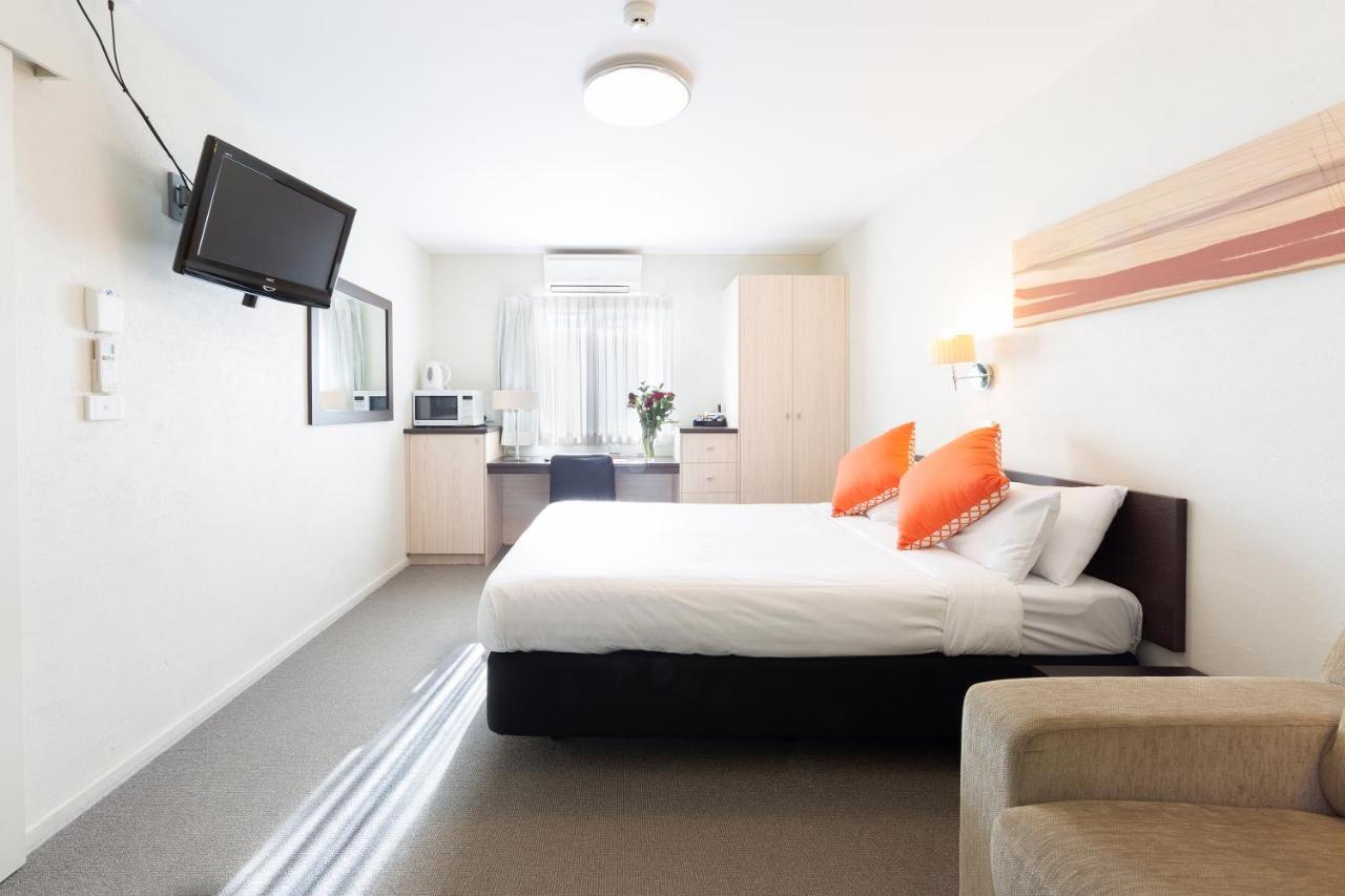 Готель Ibis Styles Canberra Tall Trees Екстер'єр фото